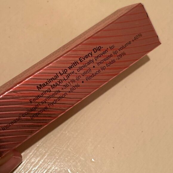 Lawless Forget the Filler Lip Plumping Line Smoothing Lip Gloss Violet Bloom NEW - Picture 6 of 7